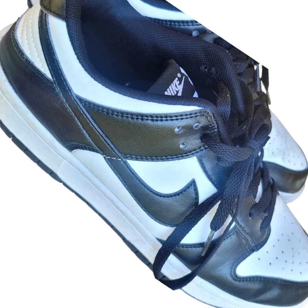 Nike Dunk Low Retro Men's Shoes Black White Panda Mens Size 8 Womens 9.5 - Picture 4 of 8